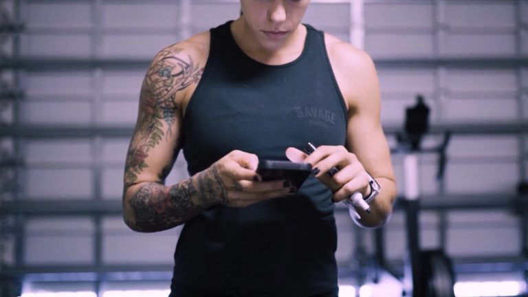 How an Online Timer Helps You Stick to Your Fitness Routine